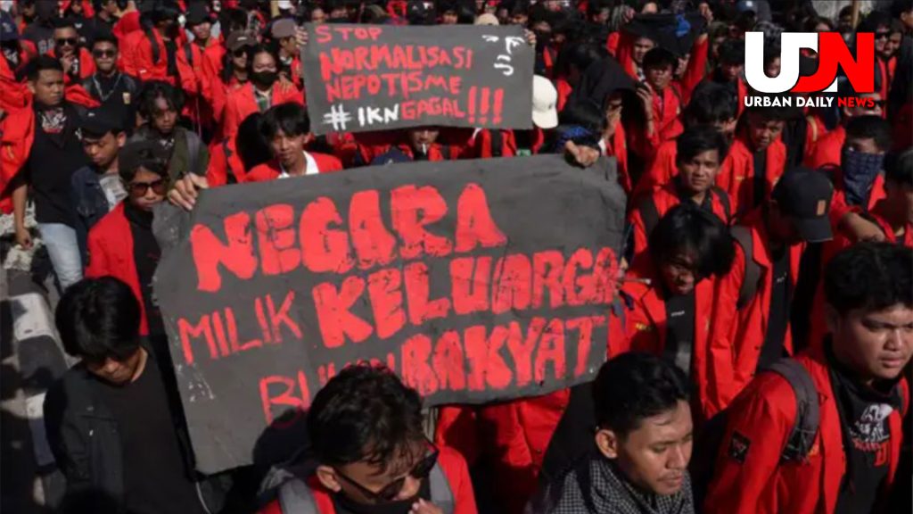 Aksi Demo Ditunda: Menanti Keputusan DPR dan KPU