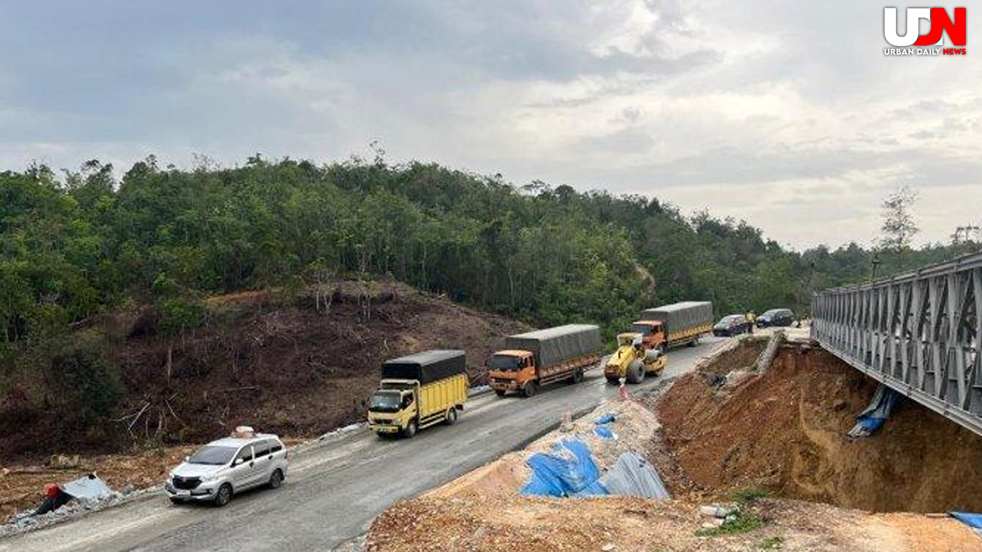 Cuaca Buruk Hambat Pengaspalan Jalan Lintas Riau-Sumbar