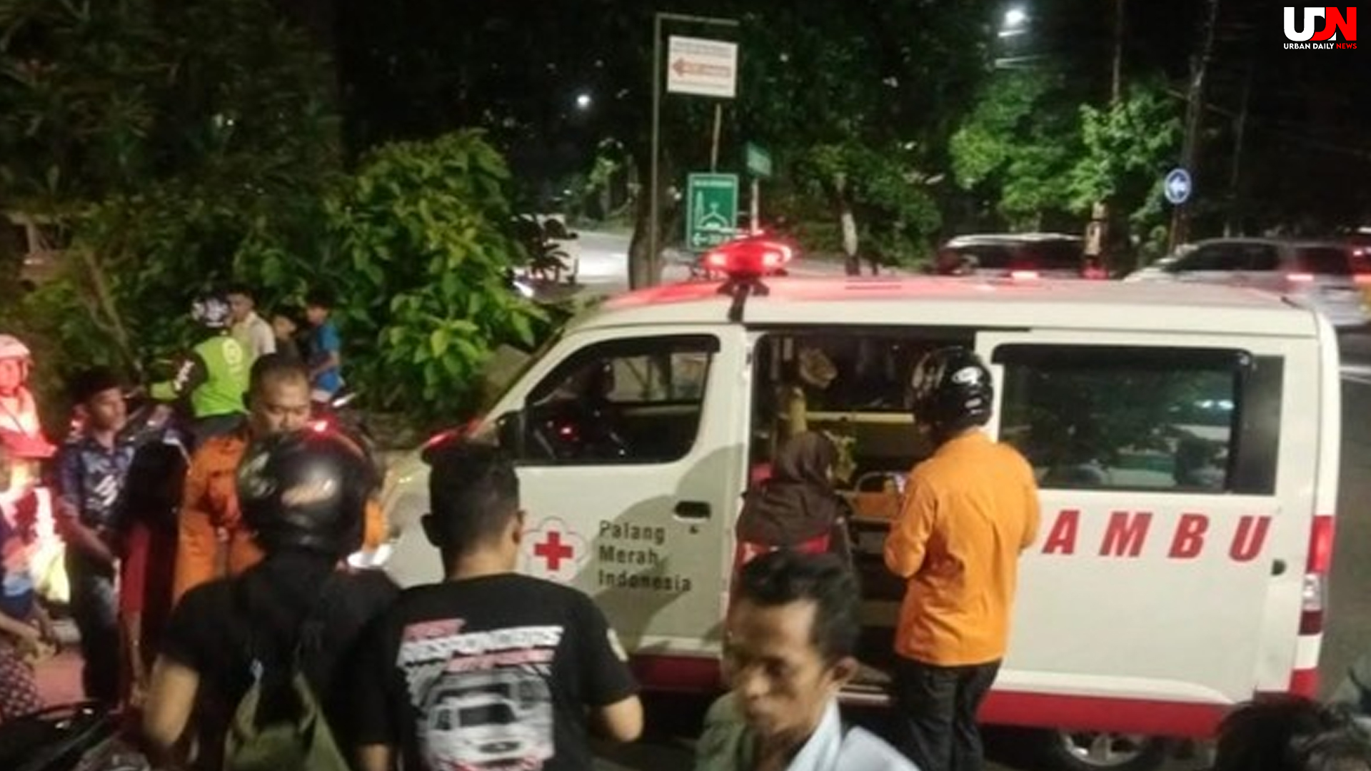 Bayi Laki-Laki Ditemukan di Depan Rumah Warga Surabaya